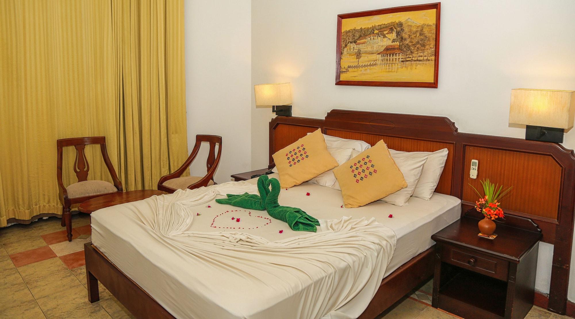 Senani Hotel Kandy Zewnętrze zdjęcie