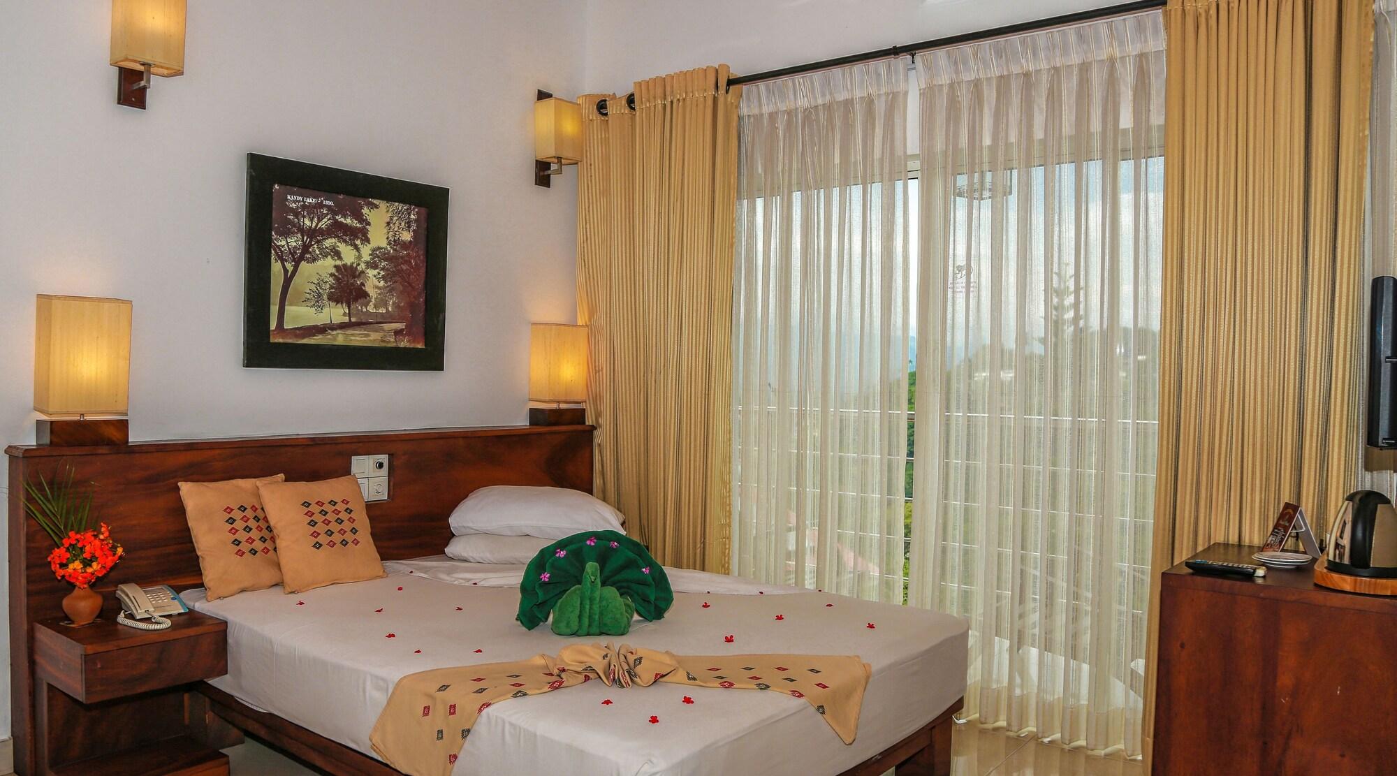 Senani Hotel Kandy Zewnętrze zdjęcie