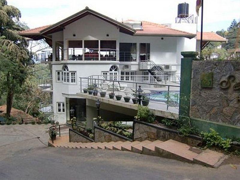 Senani Hotel Kandy Zewnętrze zdjęcie