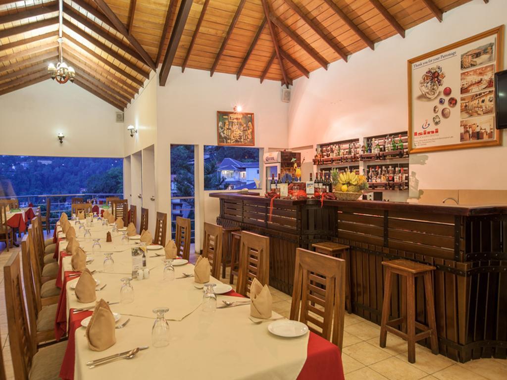Senani Hotel Kandy Zewnętrze zdjęcie