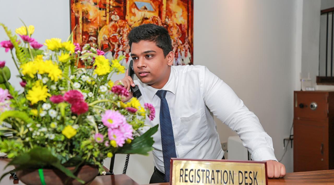 Senani Hotel Kandy Zewnętrze zdjęcie