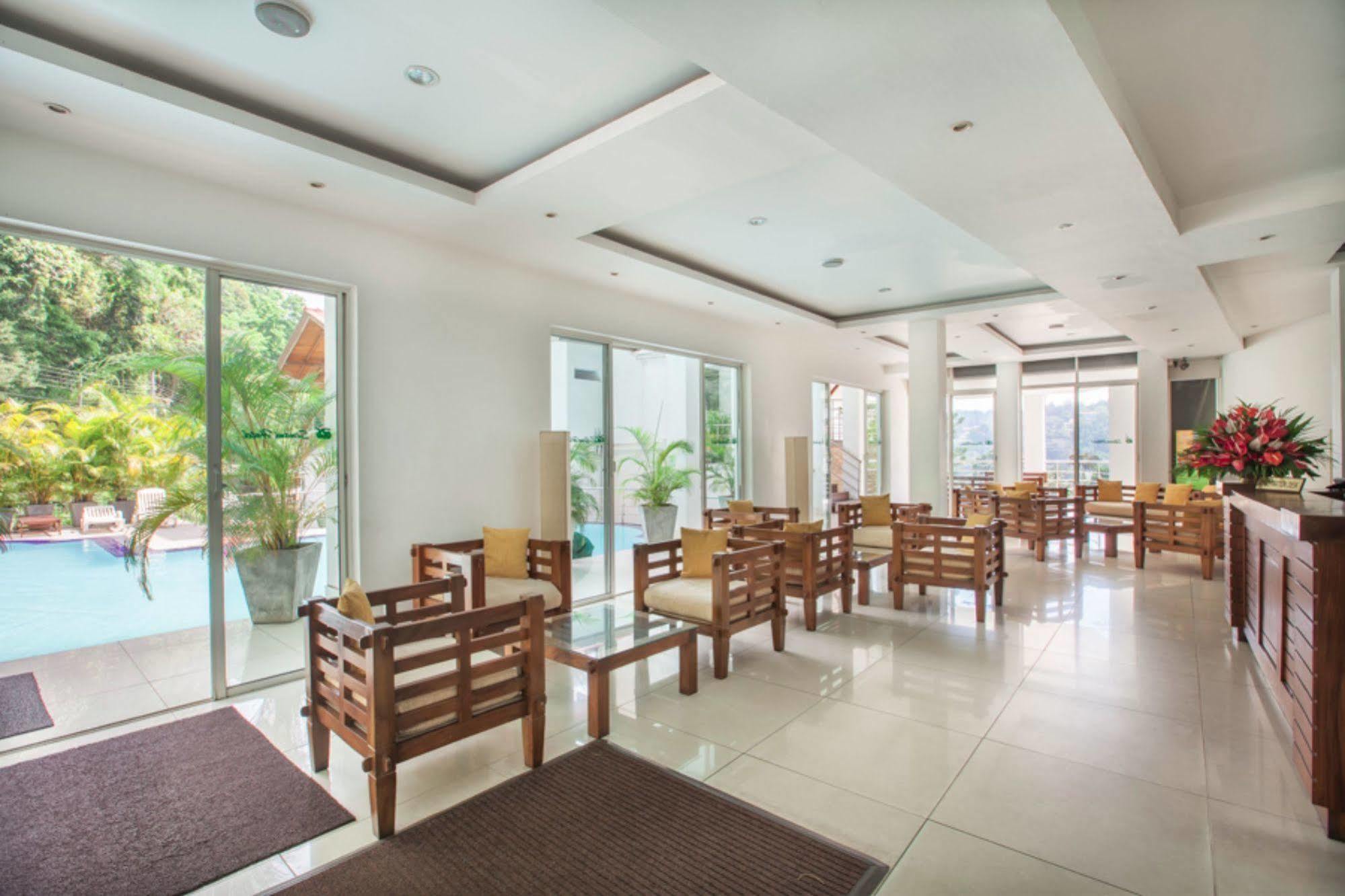 Senani Hotel Kandy Zewnętrze zdjęcie